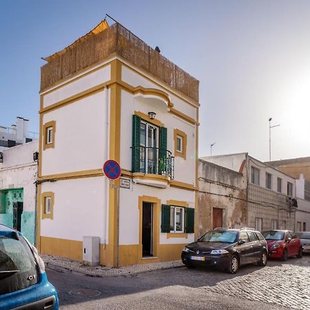 Arty Vintage Townhouse With Rooftop Shower & Sun Loungers 奥良 外观 照片